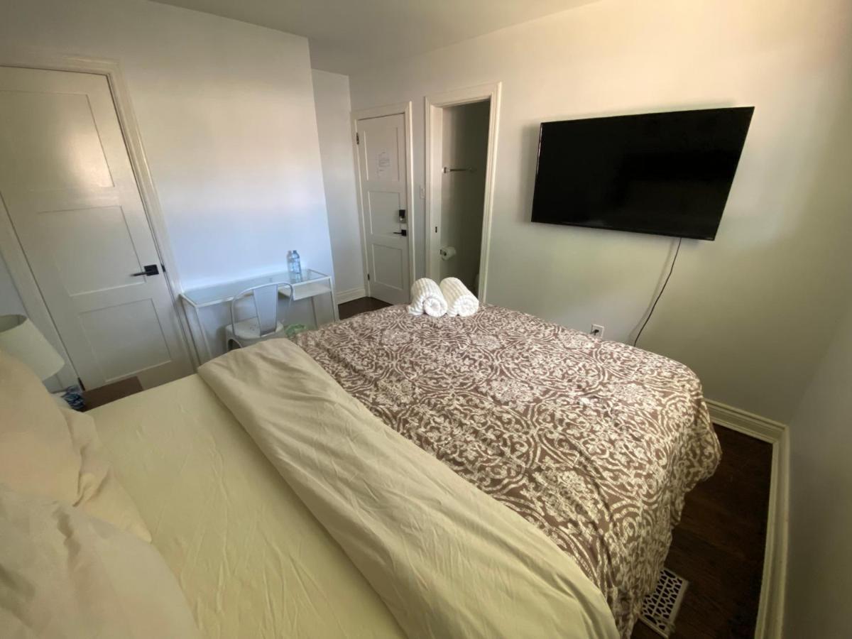 Yonge And Finch Subway !P Cozy & Quiet Private Bdr With Private Bathroom Toronto Exteriör bild