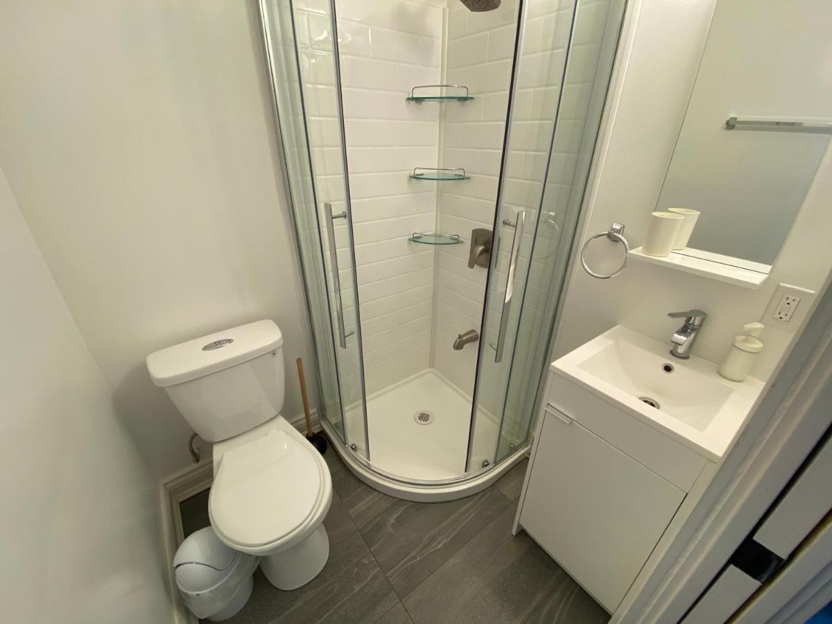 Yonge And Finch Subway !P Cozy & Quiet Private Bdr With Private Bathroom Toronto Exteriör bild