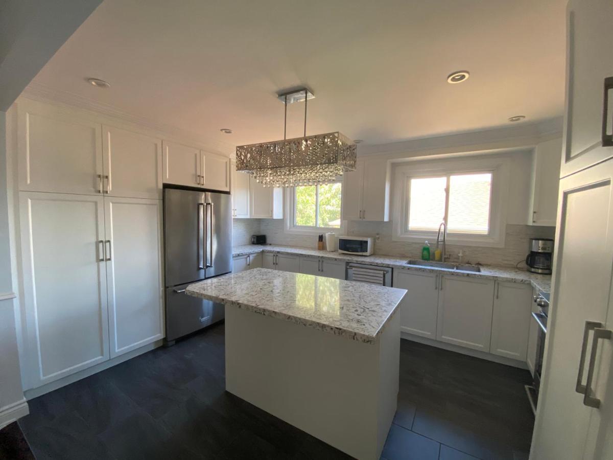 Yonge And Finch Subway !P Cozy & Quiet Private Bdr With Private Bathroom Toronto Exteriör bild