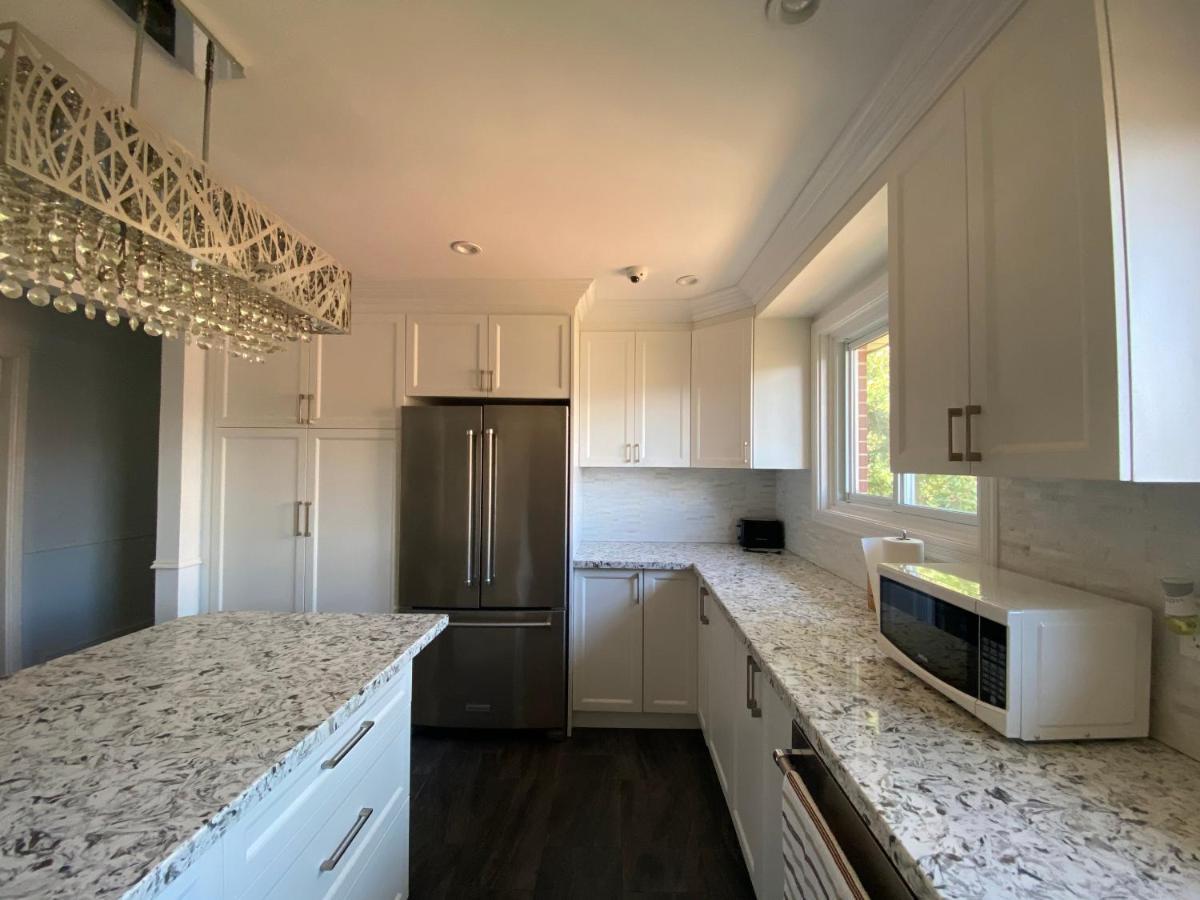 Yonge And Finch Subway !P Cozy & Quiet Private Bdr With Private Bathroom Toronto Exteriör bild